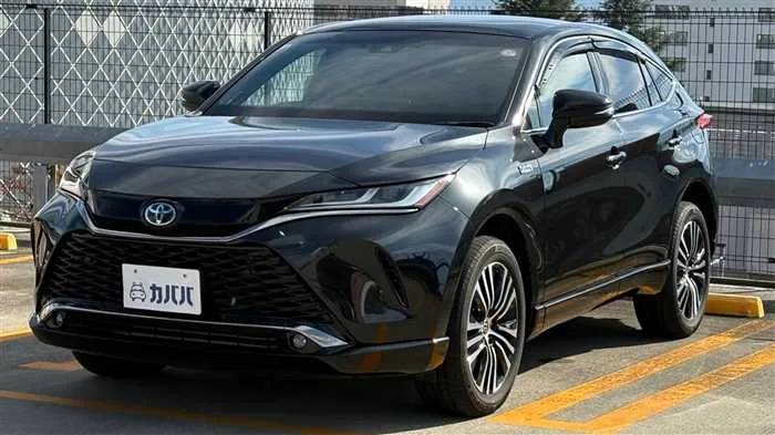 Toyota Harrier Z 2024 — фото 1, купить с доставкой в Москву