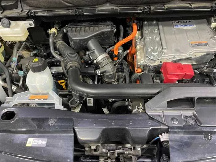 Nissan Serena 2022 — миниатюра 3