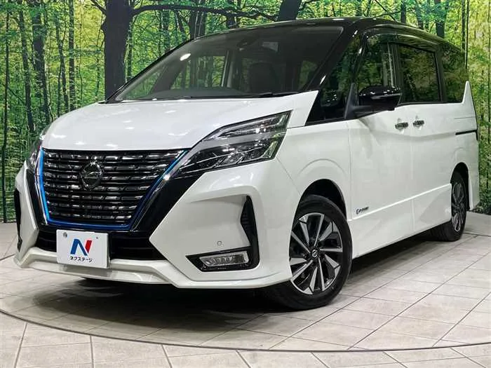 Nissan Serena 2022 — фото 1, купить с доставкой в Москву