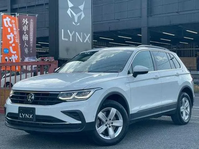 Volkswagen Tiguan 2024 — фото 1, купить с доставкой в Москву
