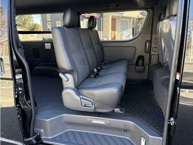 Toyota Hiace Van 2026 — миниатюра 4