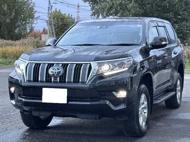 Toyota Land Cruiser Prado 2023 — фото 1, купить с доставкой в Москву