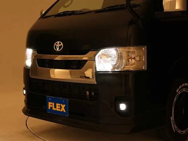 Toyota Hiace Van 2022 — миниатюра 4