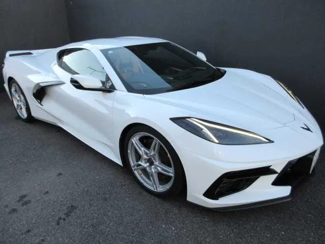 Chevrolet Corvette 2023 — миниатюра 3