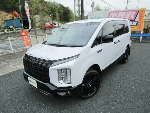 Mitsubishi Delica D5 2025 купить в Москве
