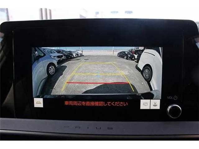 Toyota Prius 2023 — миниатюра 3