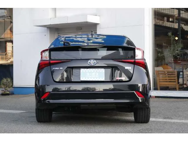 Toyota Prius 2022 — миниатюра 3