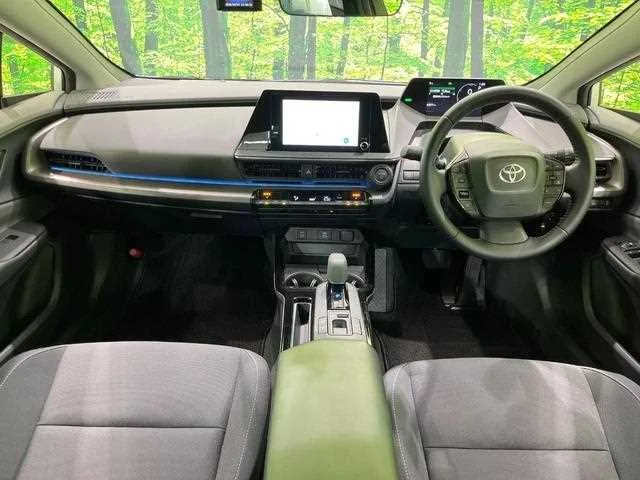 Toyota Prius 2024 — миниатюра 2