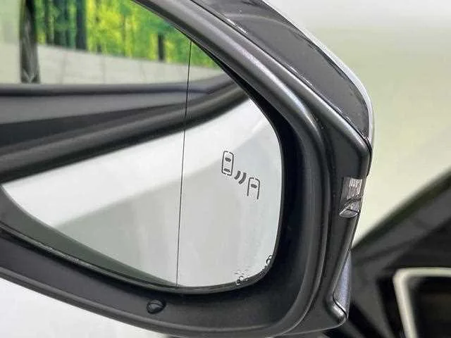 Toyota Prius 2024 — миниатюра 3
