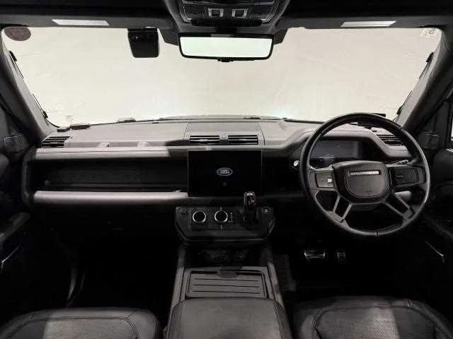 Land Rover Defender 2022 — миниатюра 3