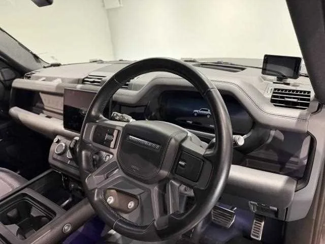 Land Rover Defender 2022 — миниатюра 4