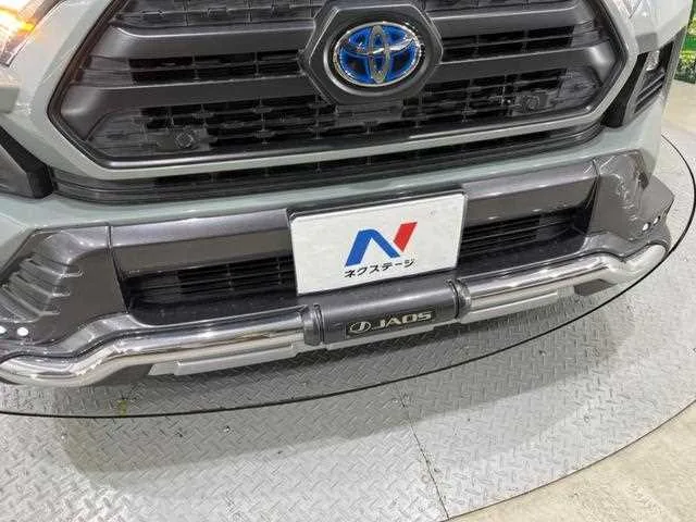Toyota RAV4 2022 — миниатюра 3