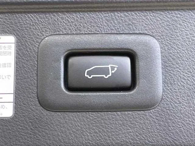 Toyota Alphard Hybrid 2022 — миниатюра 3