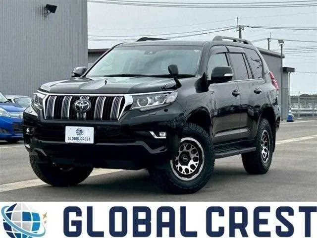 Toyota Land Cruiser Prado 2023 — фото 1, купить с доставкой в Москву