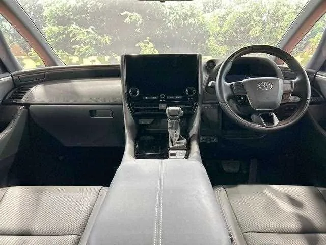 Toyota Alphard Hybrid 2024 — миниатюра 2