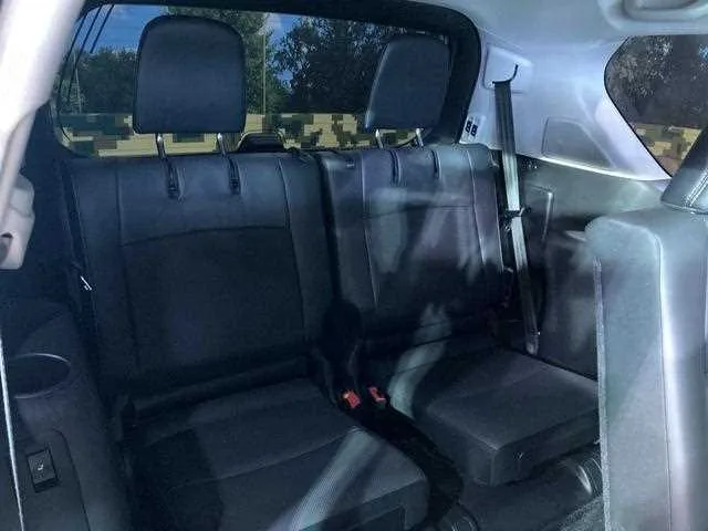 Toyota Land Cruiser Prado 2023 — миниатюра 4