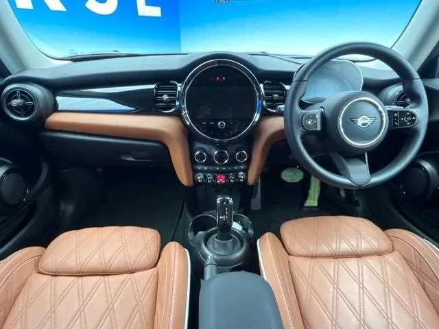 BMW MINI 2023 — миниатюра 2