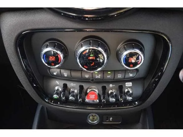 BMW MINI 2022 — миниатюра 4
