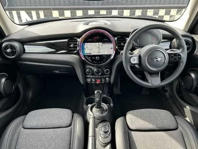BMW MINI 2022 — миниатюра 2