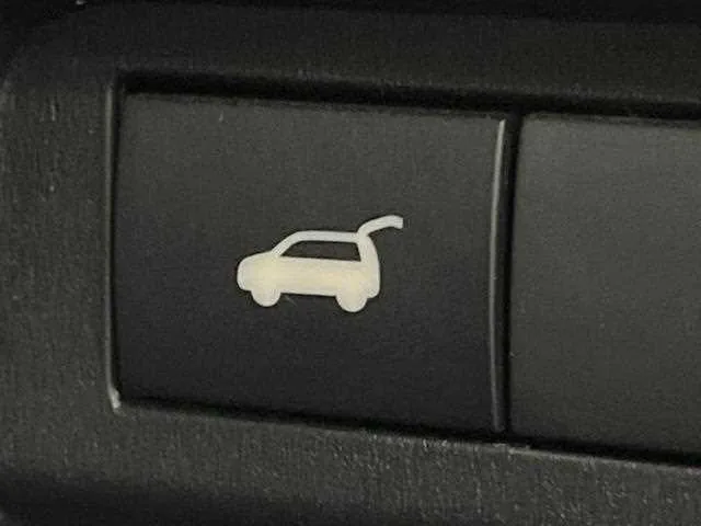 Mitsubishi Outlander 2022 — миниатюра 5