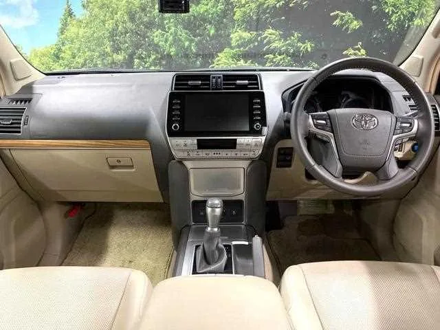Toyota Land Cruiser Prado 2023 — миниатюра 2