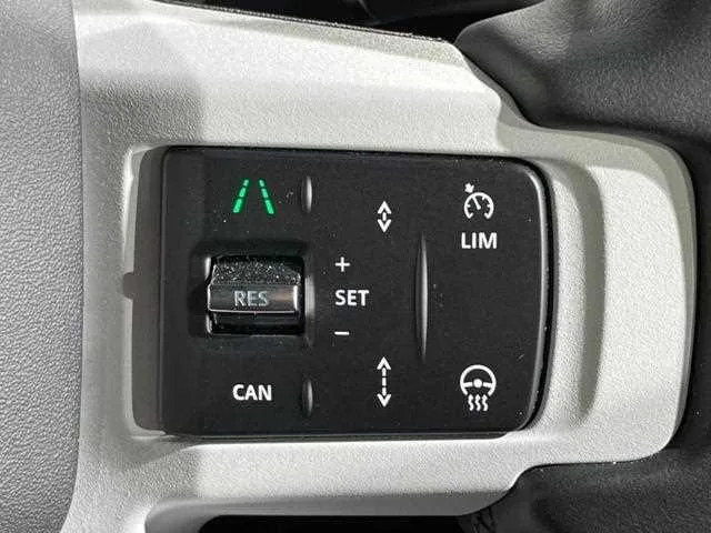 Land Rover Defender 2025 — миниатюра 4