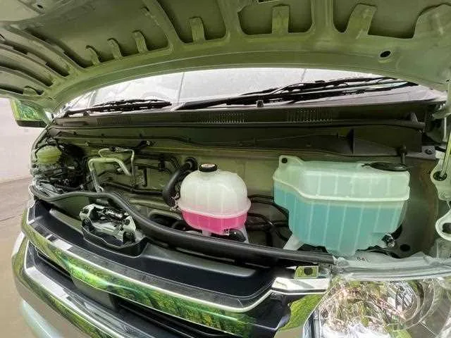 Toyota Hiace Wagon 2025 — миниатюра 2