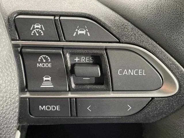 Toyota Voxy 2023 — миниатюра 5