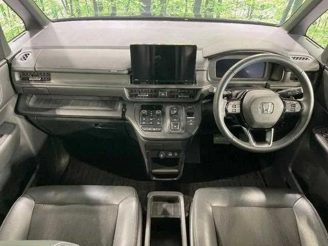 Honda Step WGN 2023 — миниатюра 2