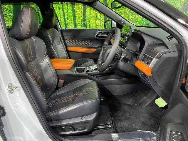 Mitsubishi Outlander 2022 — миниатюра 5
