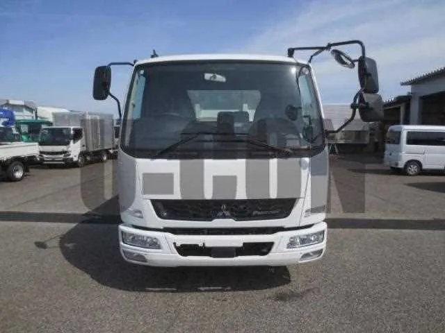Mitsubishi Fuso Fighter 2023 — миниатюра 3