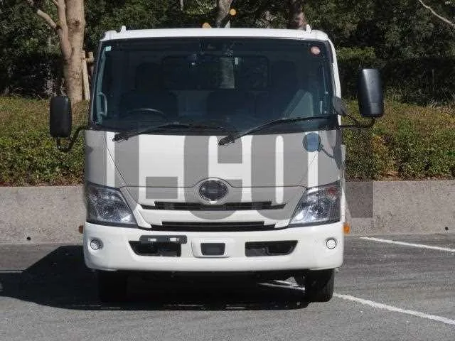 Hino Dutro 2024 — миниатюра 5