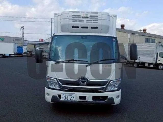 Hino Dutro 2024 — миниатюра 2