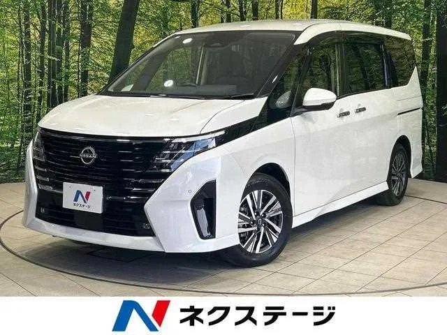 Nissan Serena 2023 — фото 1, купить с доставкой в Москву