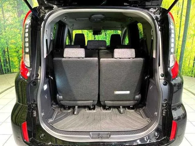 Toyota Sienta 2024 — миниатюра 4