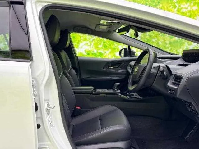 Toyota Prius 2023 — миниатюра 4
