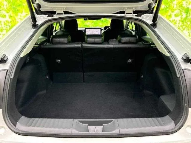 Toyota Prius 2023 — миниатюра 5