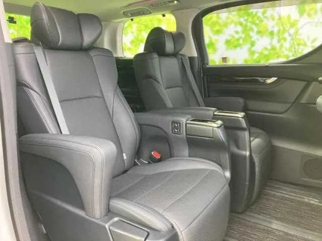 Toyota Alphard G 2023 — миниатюра 5