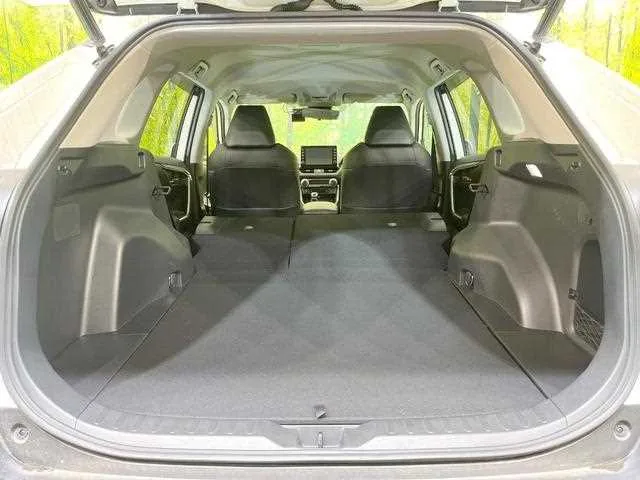 Toyota RAV4 2022 — миниатюра 4