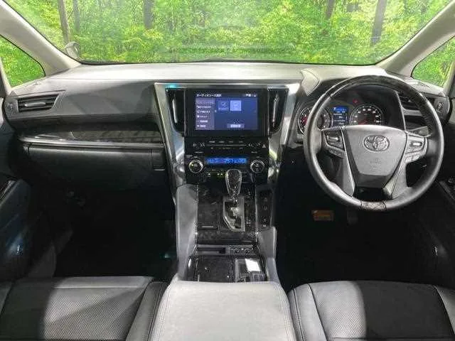 Toyota Alphard G 2022 — миниатюра 2