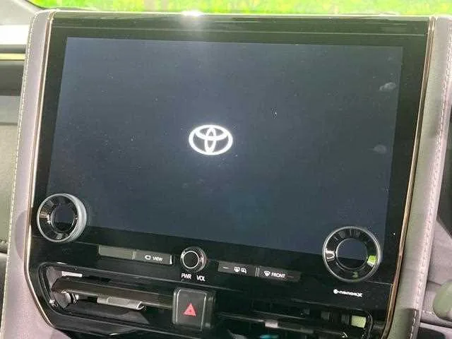 Toyota Alphard G 2023 — миниатюра 3