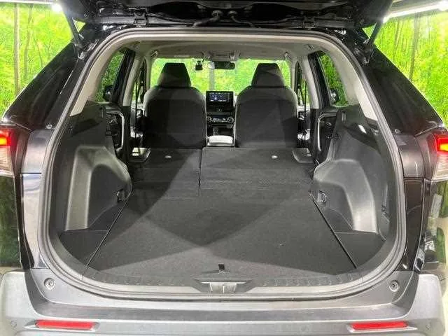 Toyota RAV4 2022 — миниатюра 4