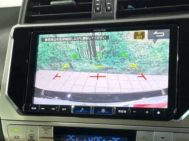 Toyota Land Cruiser Prado 2022 — миниатюра 5
