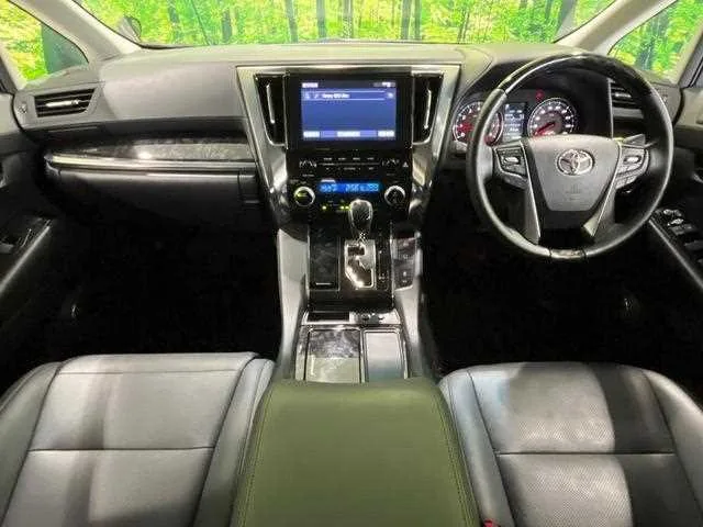 Toyota Alphard G 2022 — миниатюра 2