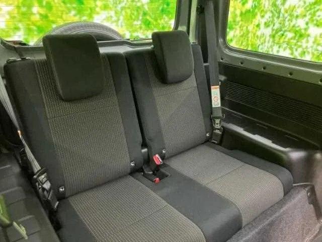 Suzuki Jimny 2025 — миниатюра 5