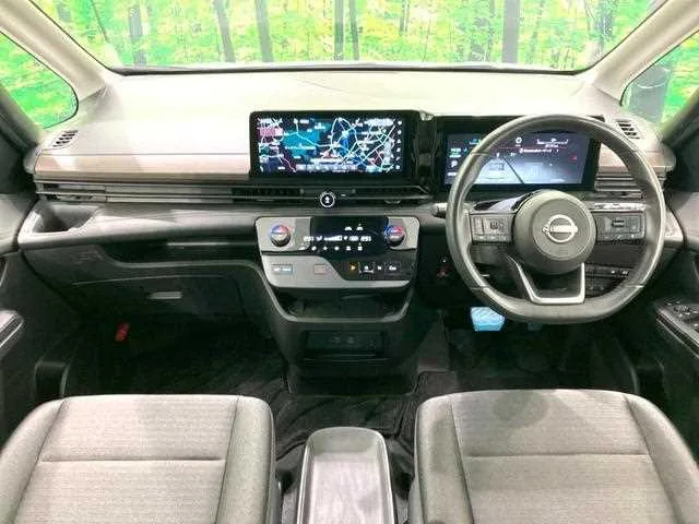 Nissan Serena 2023 — миниатюра 2