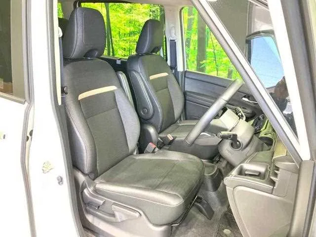Nissan Serena 2023 — миниатюра 5