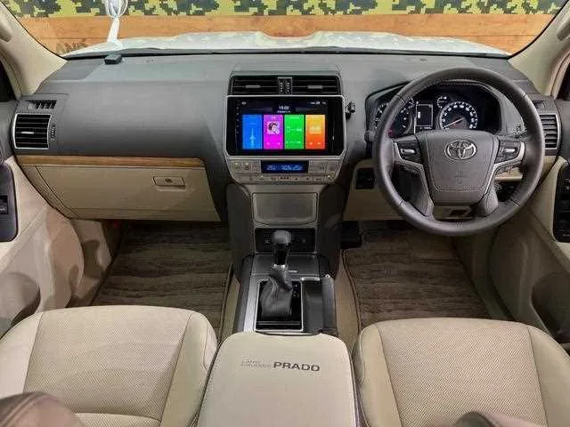 Toyota Land Cruiser Prado 2023 — миниатюра 2