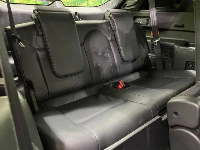 Mitsubishi Outlander 2023 — миниатюра 4