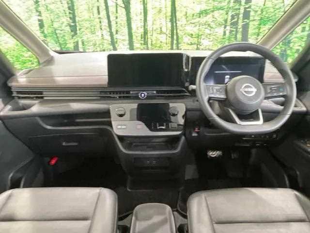 Nissan Serena 2024 — миниатюра 2